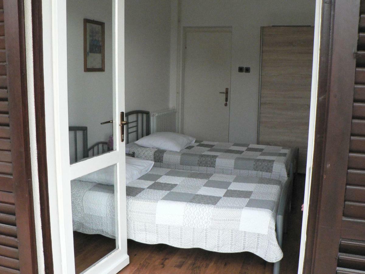 Apartman Mare Pula Bagian luar foto