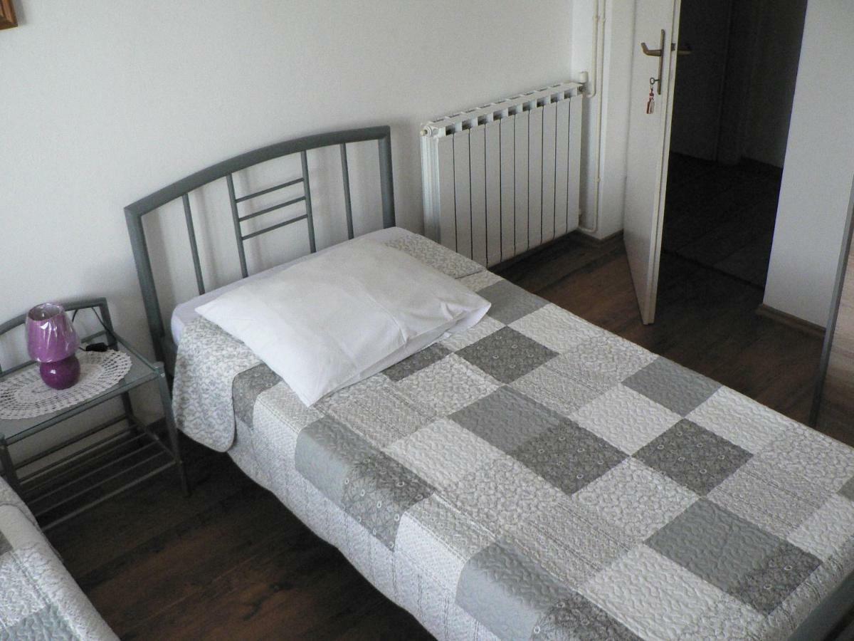 Apartman Mare Pula Bagian luar foto